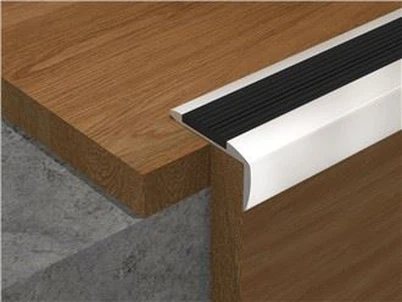 アルミ階段ノーズエッジトリム