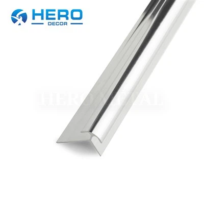 メタルパネルコーナートリム